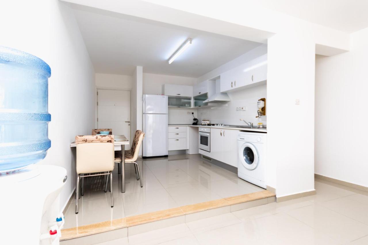 Spacious Three-Bedroom Apartment With Sea View A3 Kyrenia  Extérieur photo